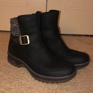 Merrell select grip waterproof booties